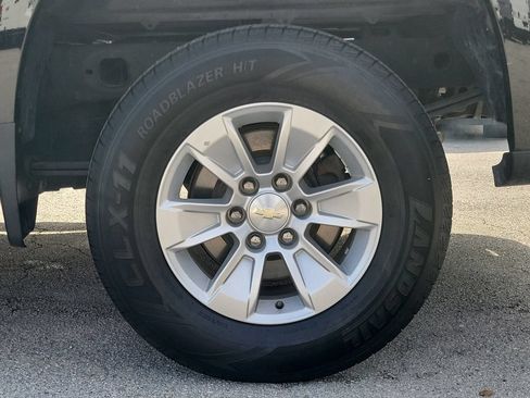 Used 2020 Chevrolet Silverado 1500 LT w/ All-Star Edition RWD image 11