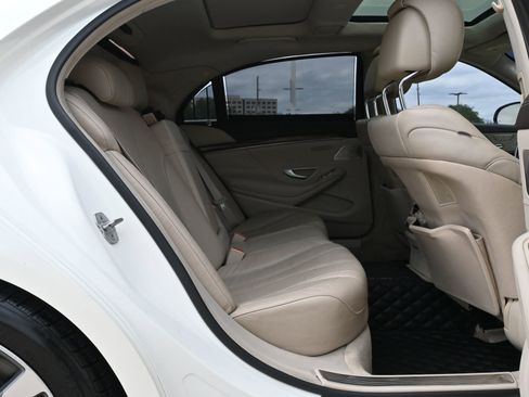 Used 2015 Mercedes-Benz S 550 Sedan image 23