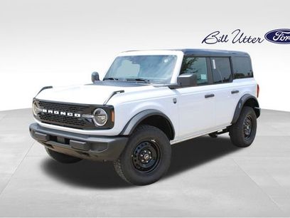 New 2026 Ford Bronco Big Bend w/ Black Appearance Package