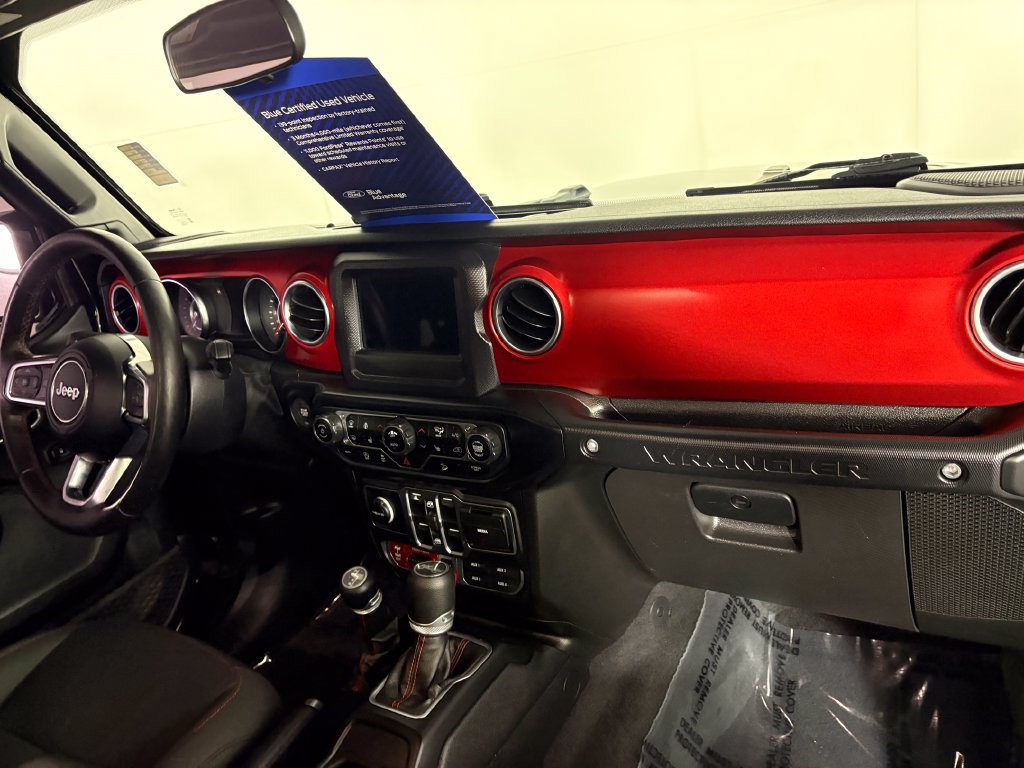 Used 2020 Jeep Wrangler Unlimited Rubicon w/ Cold Weather Group AWD/4WD image 34