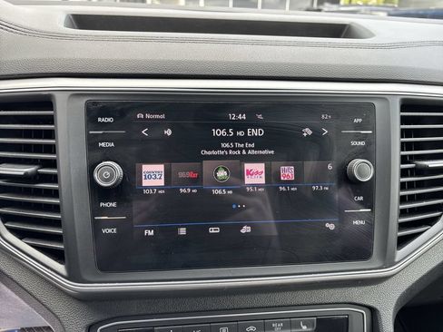 Used 2018 Volkswagen Atlas SE AWD/4WD image 12