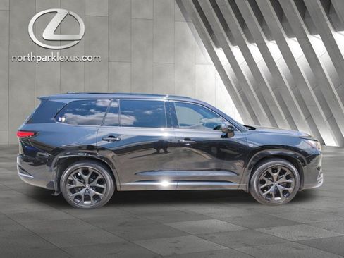 Certified 2024 Lexus TX 500h AWD w/ Technology Package image 4