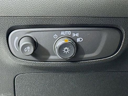 New 2026 Buick Encore GX Avenir w/ Avenir Technology Package AWD/4WD image 10