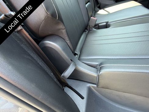 Used 2022 Volkswagen Tiguan SE FWD image 18