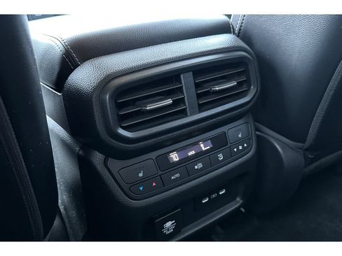 Used 2024 Honda Pilot Elite image 46
