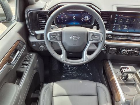 New 2026 Chevrolet Silverado 1500 LT Trail Boss w/ LT Trail Boss Premium Package AWD/4WD image 10