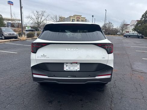 New 2026 Kia Sportage LX image 4