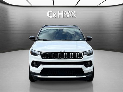 Used 2024 Jeep Compass Limited AWD/4WD image 2