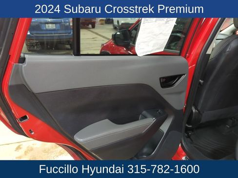Used 2024 Subaru Crosstrek 2.0i Premium image 22