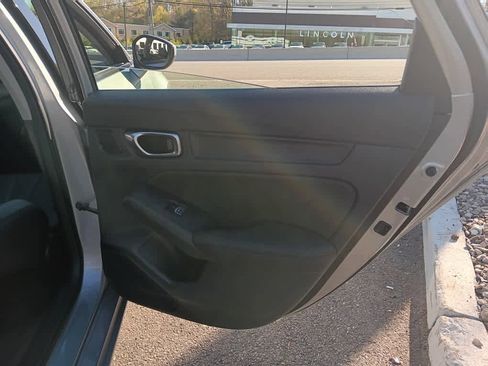 Used 2025 Acura Integra FWD image 28