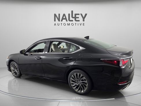 New 2025 Lexus ES 350 Ultra Luxury image 3