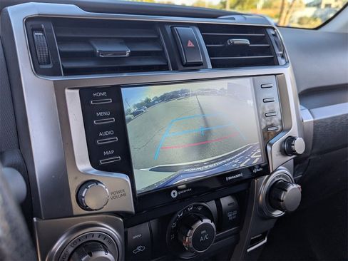 Used 2023 Toyota 4Runner SR5 Premium image 31