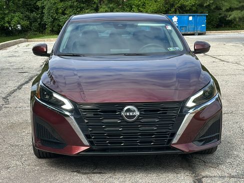 Certified 2023 Nissan Altima 2.5 SV AWD/4WD image 3