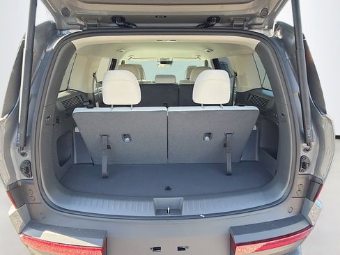 New 2026 Hyundai Santa Fe SE FWD image 12