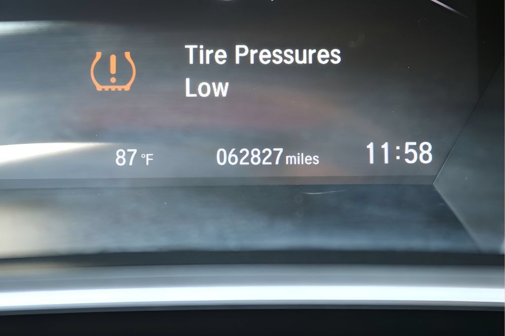 Used 2017 Honda CR-V EX-L image 27