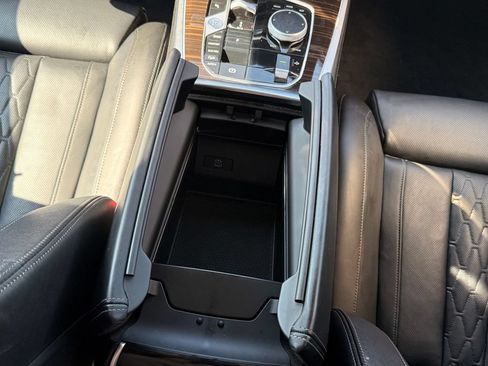 Used 2026 BMW X7 xDrive40i AWD/4WD image 47