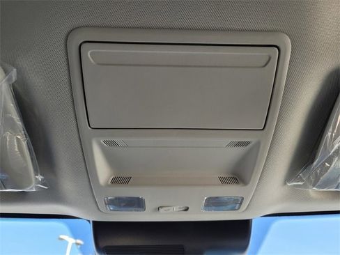 New 2025 Ford Maverick Lariat w/ Black Appearance Package image 18