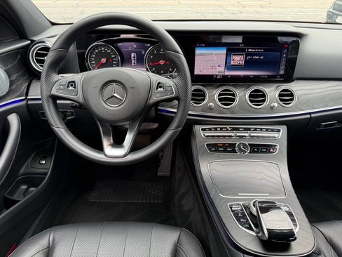 Used 2018 Mercedes-Benz E 300 image 27
