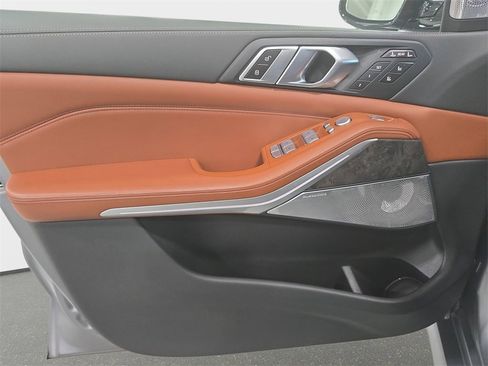 Certified 2023 BMW X7 M60i w/ Executive Package image 23