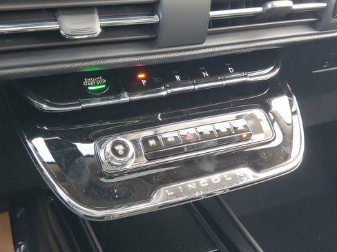 New 2026 Lincoln Corsair Premiere image 22