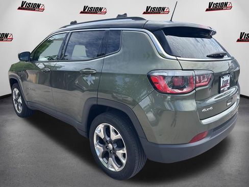 Used 2017 Jeep Compass Limited w/ Safe & Security Group AWD/4WD image 8