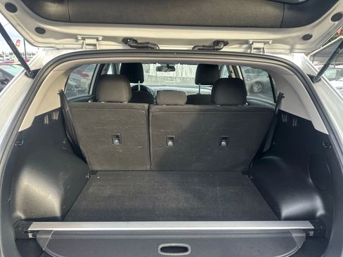 Used 2018 Kia Sportage LX image 16