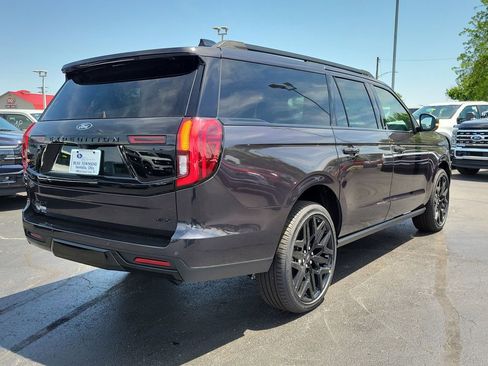 New 2026 Ford Expedition Max Platinum w/ Stealth Performance Package AWD/4WD image 4
