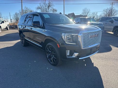 Used 2023 GMC Yukon Denali image 7