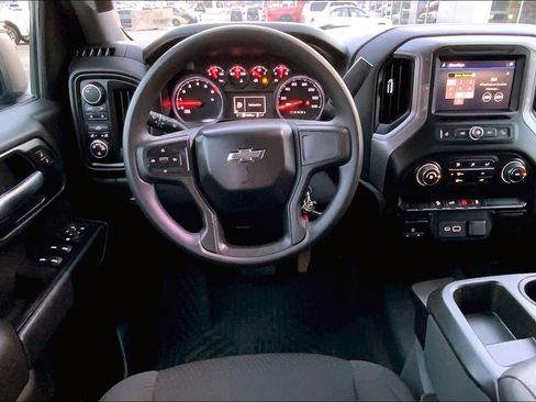 Used 2021 Chevrolet Silverado 1500 Custom Trail Boss w/ LPO, Dark Essentials Package image 6