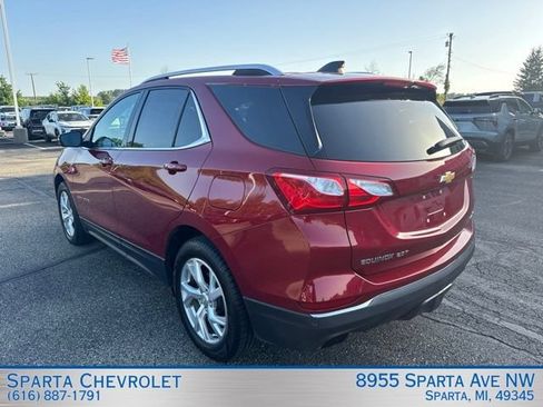 Used 2018 Chevrolet Equinox LT w/ Sun & Infotainment Package AWD/4WD image 5