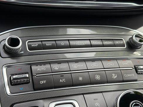 Used 2023 Hyundai Santa Fe SEL w/ Premium Package image 20