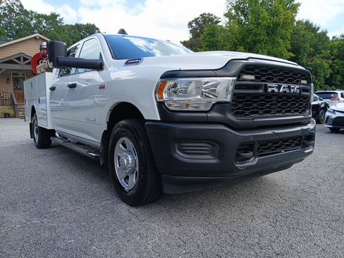 Used 2022 RAM 2500 Tradesman RWD image 4