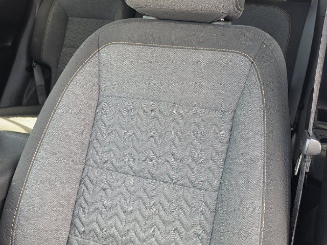 Used 2023 Chevrolet Equinox LT w/ Driver Convenience Package AWD/4WD image 14