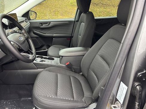 New 2026 Ford Escape Active w/ Cold Weather Package image 10