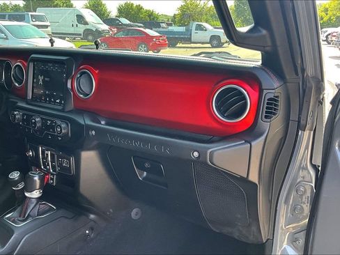 Used 2021 Jeep Wrangler Unlimited Rubicon AWD/4WD image 13
