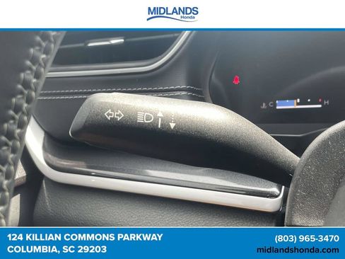 Used 2023 Jeep Grand Cherokee Altitude RWD image 23