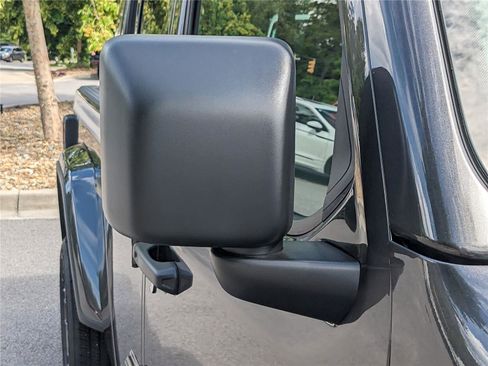 New 2025 Jeep Gladiator Sport image 11