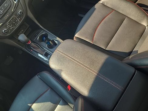 Used 2024 Chevrolet Equinox RS w/ RS Leather Package AWD/4WD image 26