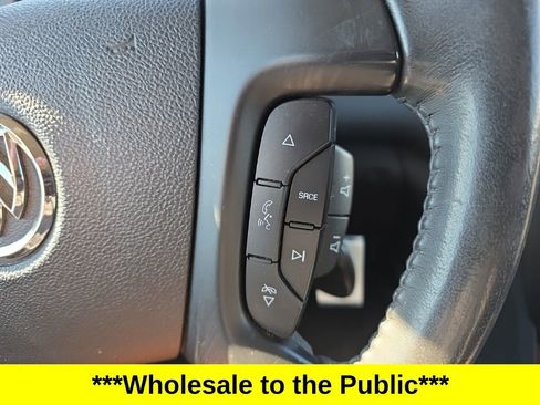 Used 2011 Buick Enclave CXL image 26