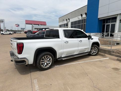 Used 2021 GMC Sierra 1500 SLT RWD image 4
