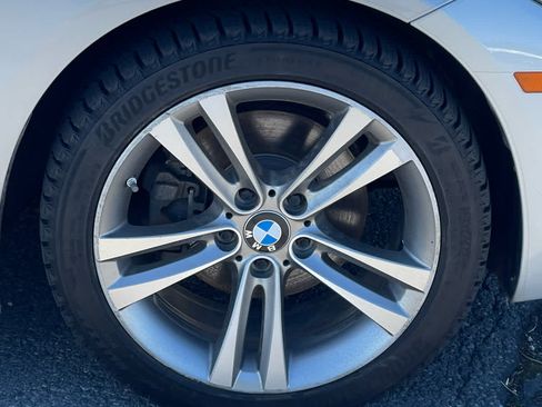 Used 2013 BMW 328i xDrive Sedan AWD/4WD image 12