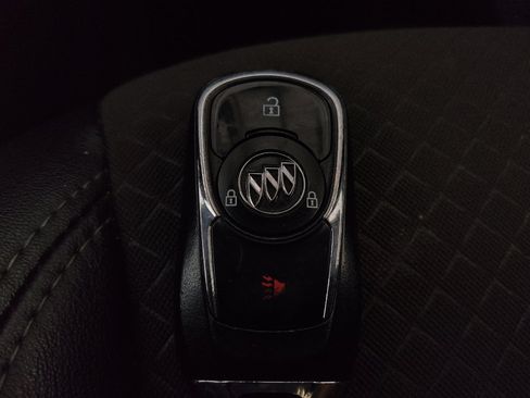 Used 2020 Buick Encore Preferred FWD image 32
