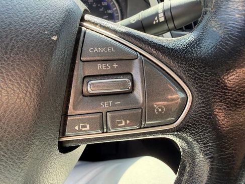 Used 2016 INFINITI Q50 3.0t Premium w/ 3.0T Premium Plus Package RWD image 9