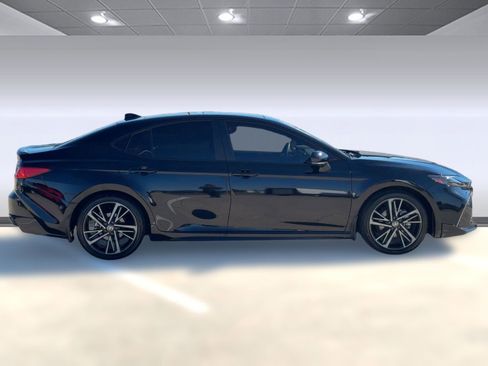 Used 2025 Toyota Camry XSE image 8