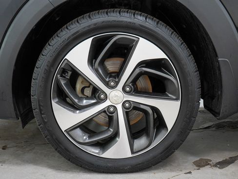 Used 2018 Hyundai Tucson Value AWD/4WD image 31