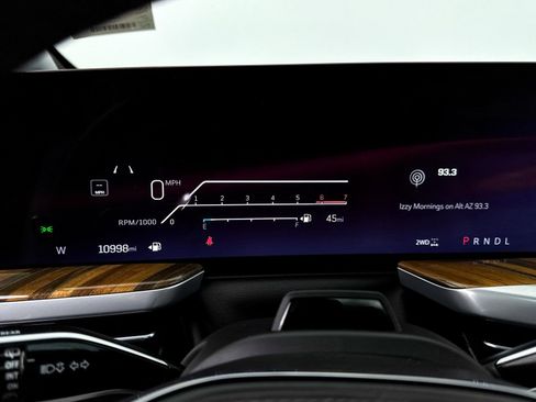 Used 2025 Cadillac Escalade ESV Sport Platinum w/ LPO, ONYX Package image 47