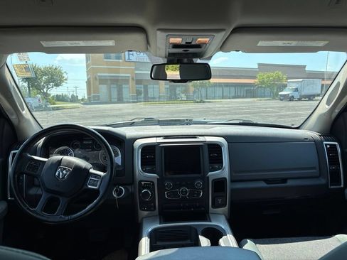 Used 2019 RAM 1500 Warlock AWD/4WD image 12