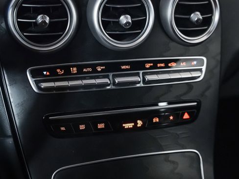 Certified 2022 Mercedes-Benz GLC 300 image 20