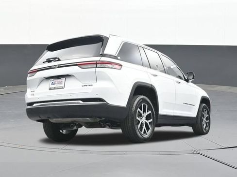 Used 2024 Jeep Grand Cherokee Limited w/ Trailer Tow Package AWD/4WD image 48