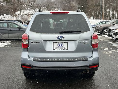 Used 2016 Subaru Forester 2.5i Premium image 6